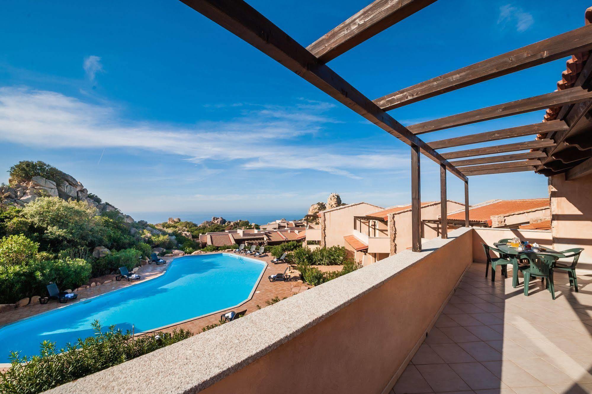 Gravina Resort Costa Paradiso Exterior foto