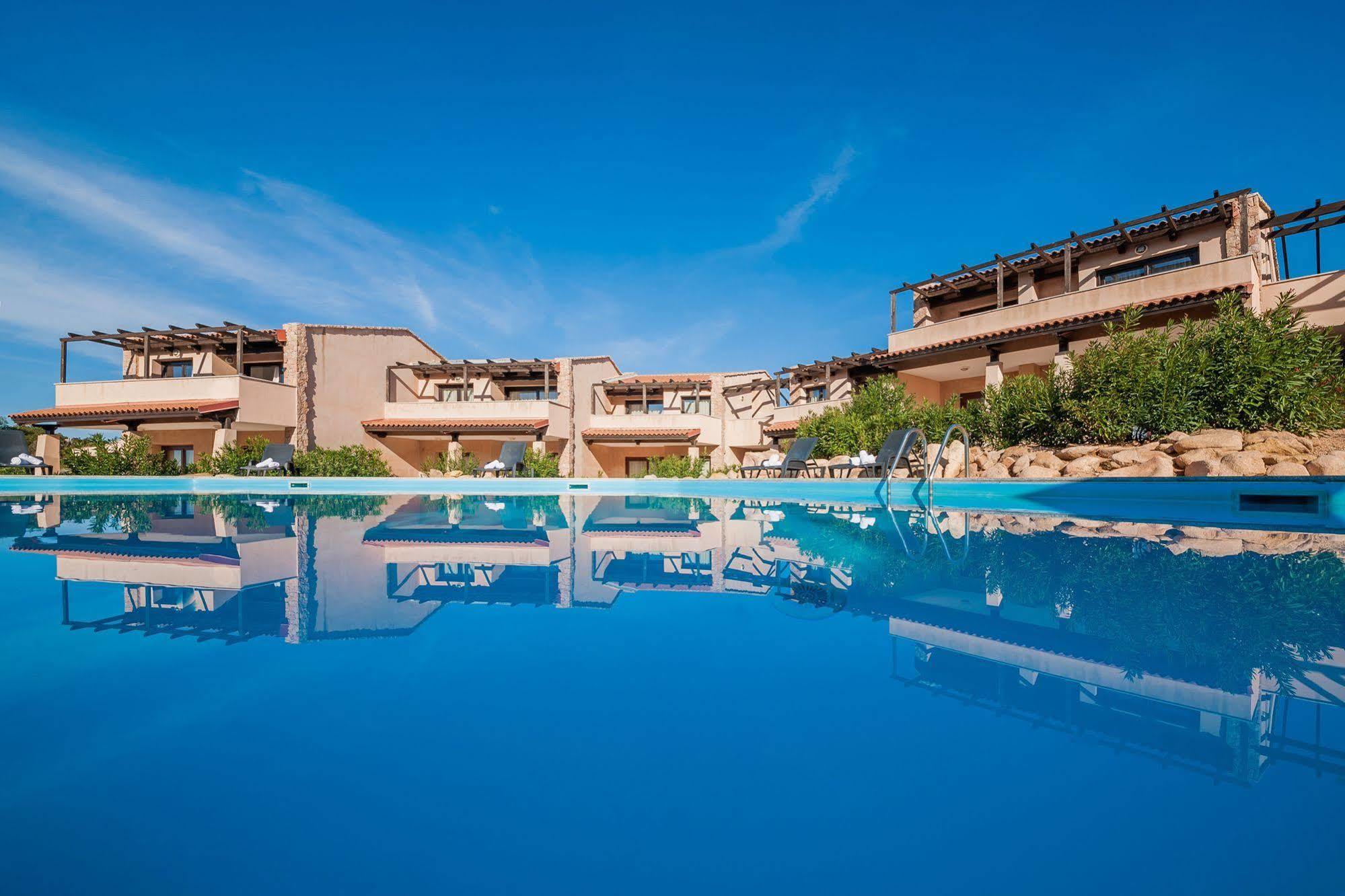 Gravina Resort Costa Paradiso Exterior foto