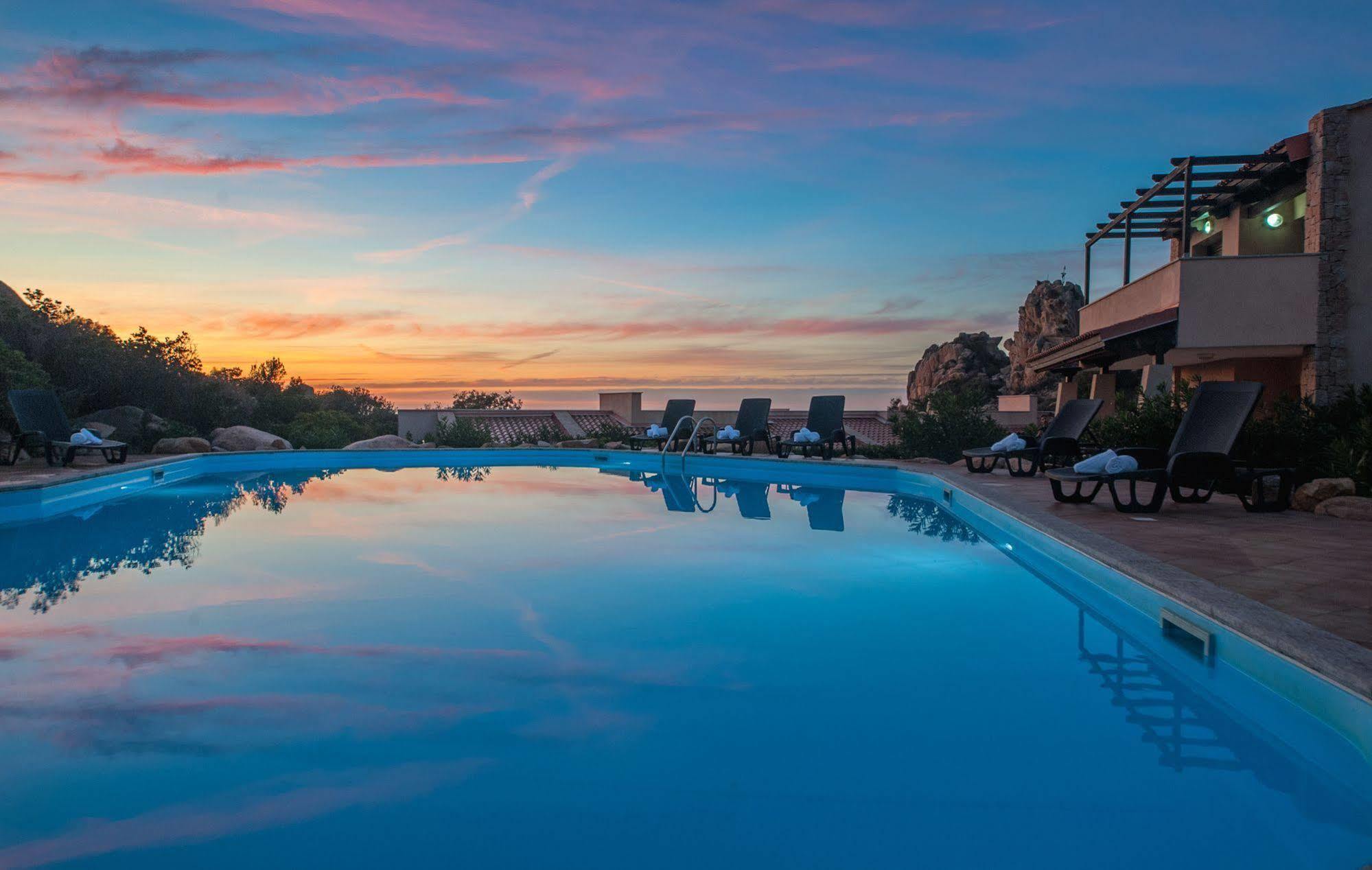 Gravina Resort Costa Paradiso Exterior foto